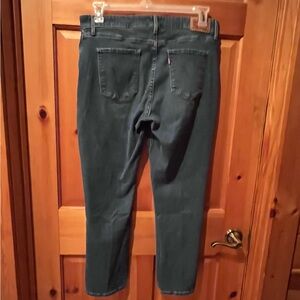 Levi’s classic mid rise skinny capri plus size jeans capri